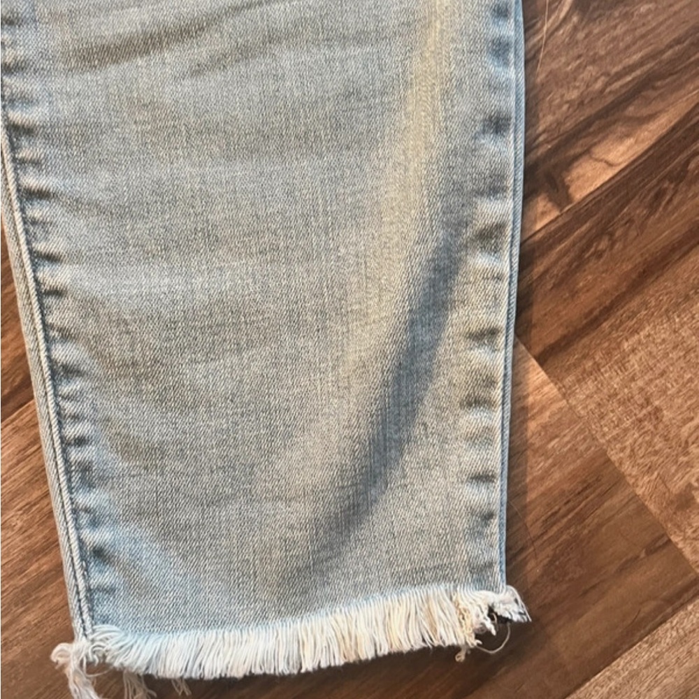 Lucky Brand Light Blue Skinny Jeans with Distressed Knee - Picture 3 of 7